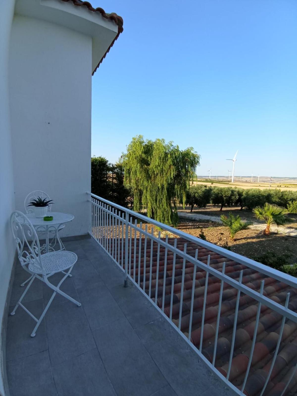 Tenuta Viale Degli Ulivi San Martino in Pensilis ภายนอก รูปภาพ